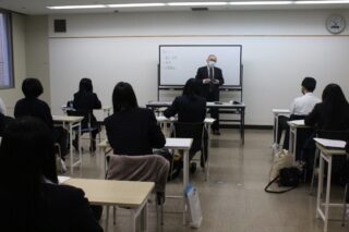 新学期の授業は…？